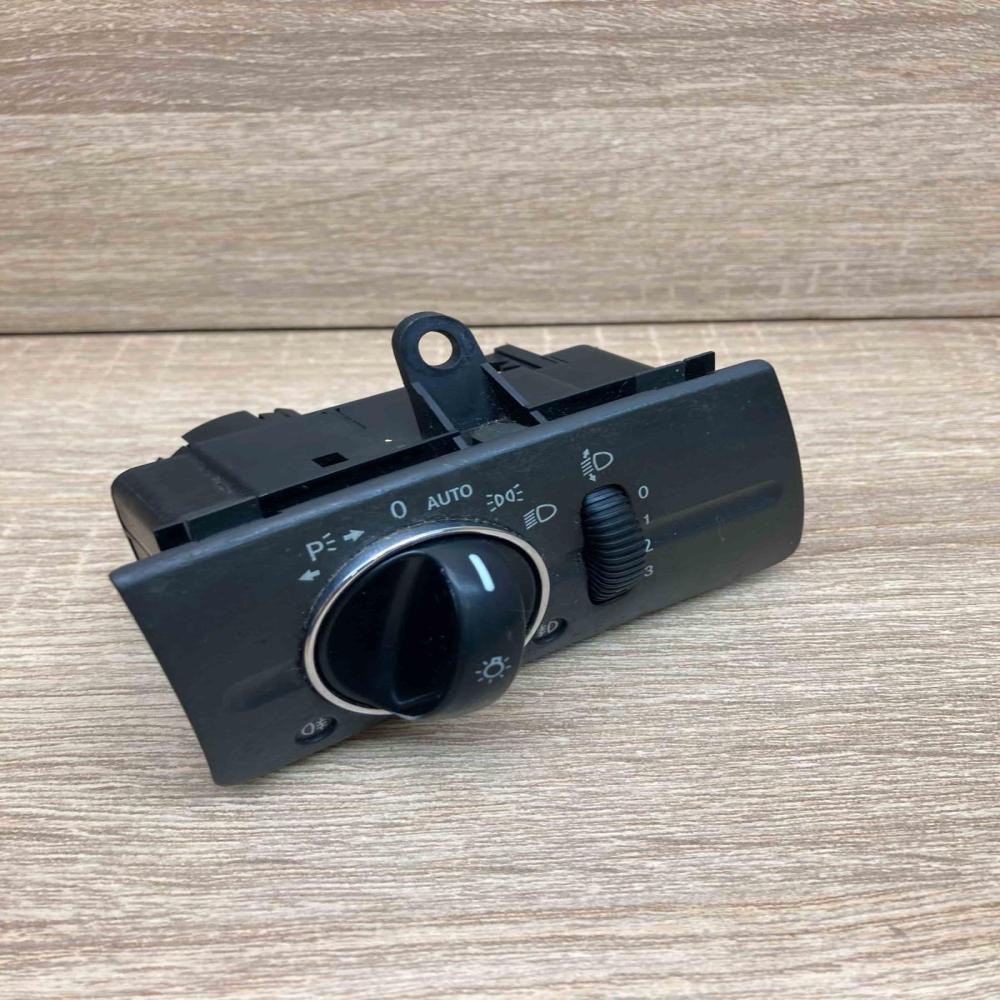 2115450304 04056020  Light switch Mercedes-Benz E W211