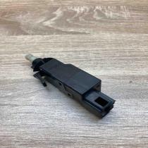 0015454009   Brake pedal sensor switch Mercedes-Benz E W211