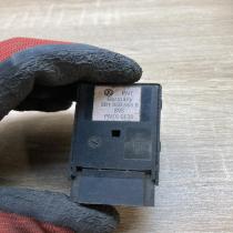 3B1959565B   Wing mirror switch Volkswagen PASSAT B5
