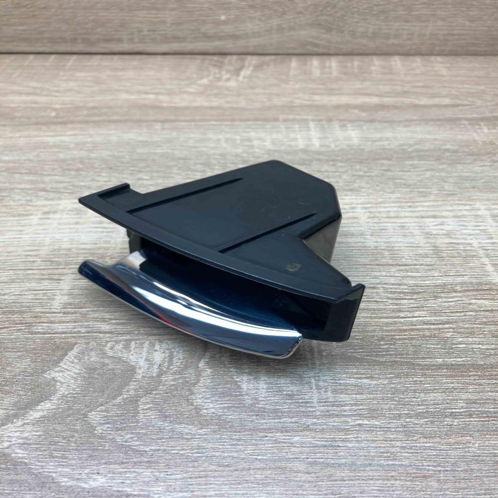 A2118100133   Ashtray (rear) Mercedes-Benz E W211