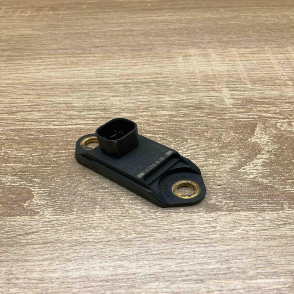 0025426918   Airbag deployment crash/impact sensor Mercedes-Benz S W220