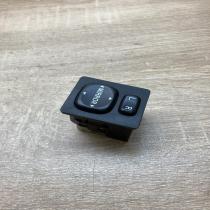 183574 769746A  Wing mirror switch Toyota Avensis T250