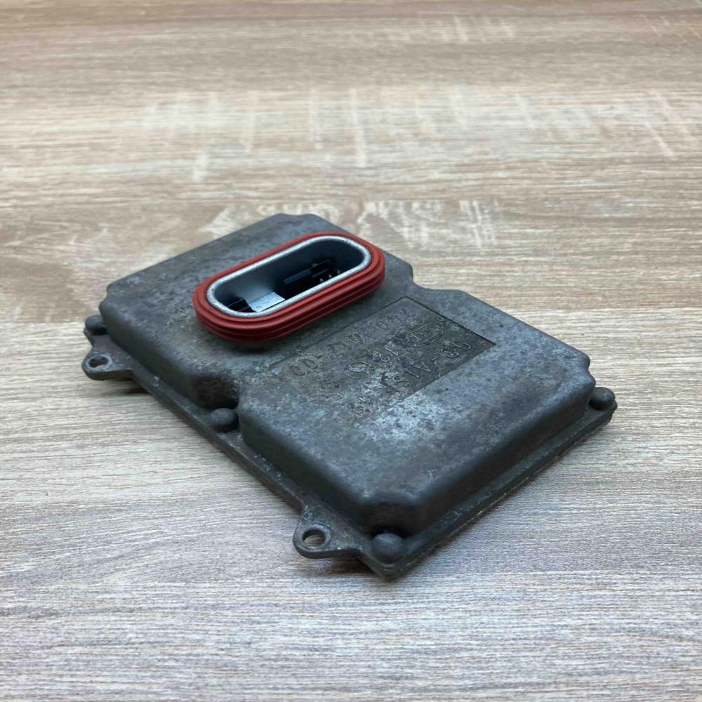 A0028202426 5DF008279 00  Headlight ballast module Xenon Mercedes-Benz E W211