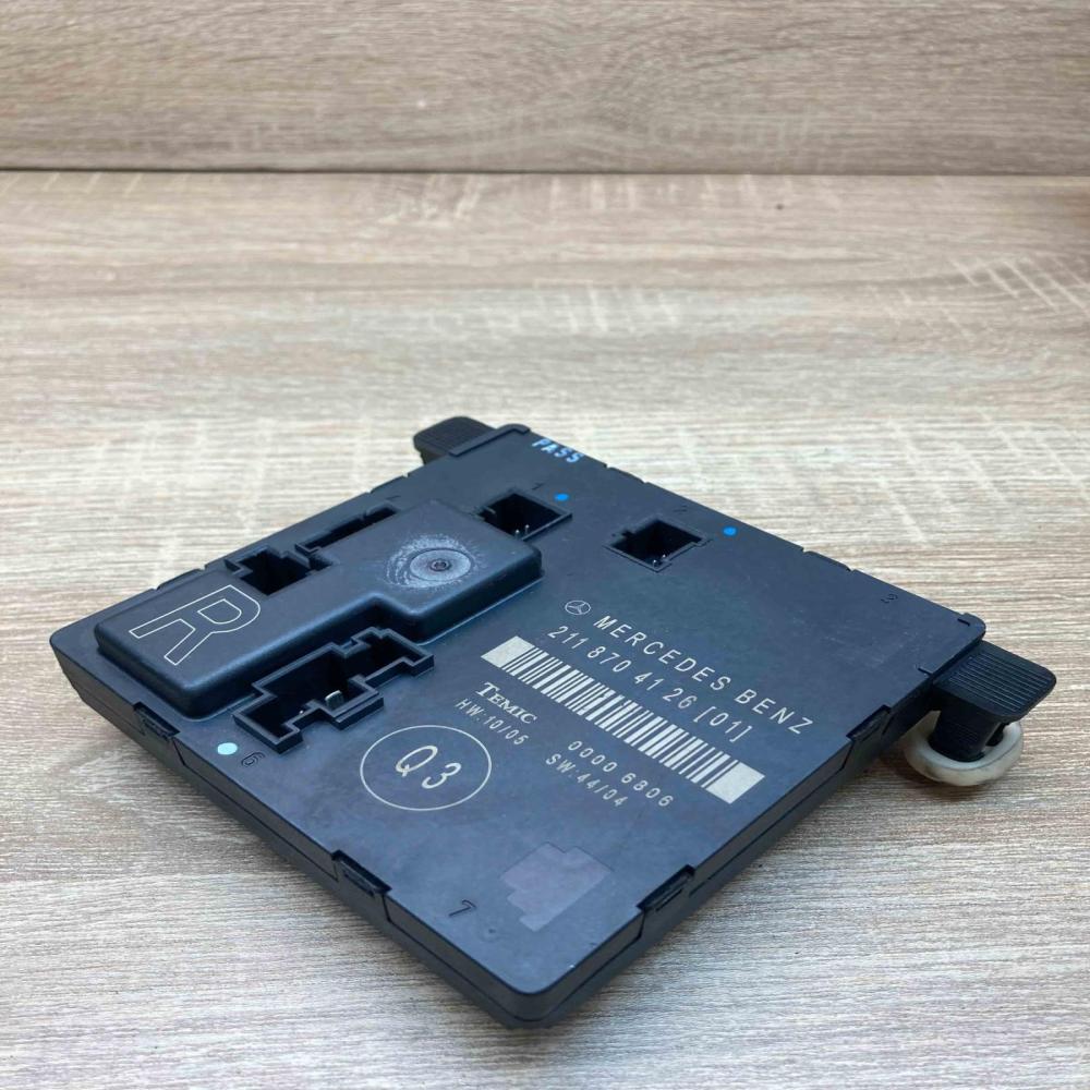 2118704126 00006806 RH Door control unit/module Mercedes-Benz E W211