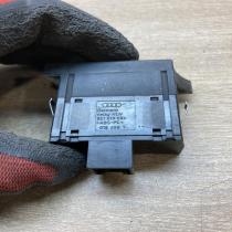 8E1919094   Headlight level height control switch Audi A4 S4 B6 8E 8H