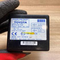 89741 0F010 61B168 000  Door control unit/module Toyota Corolla Verso AR10