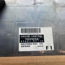 89661 0F110 MB175800 9261  Engine control unit/module ECU Toyota Corolla Verso A