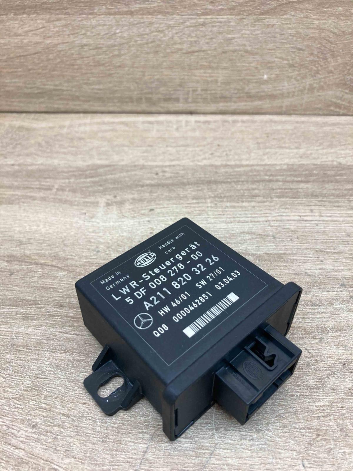 A2118203226 5DF008278  Light module LCM Mercedes-Benz E W211