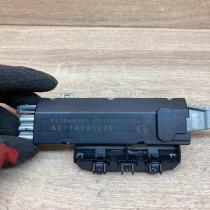 A2118201289 921868001  Aerial antenna amplifier Mercedes-Benz E W211