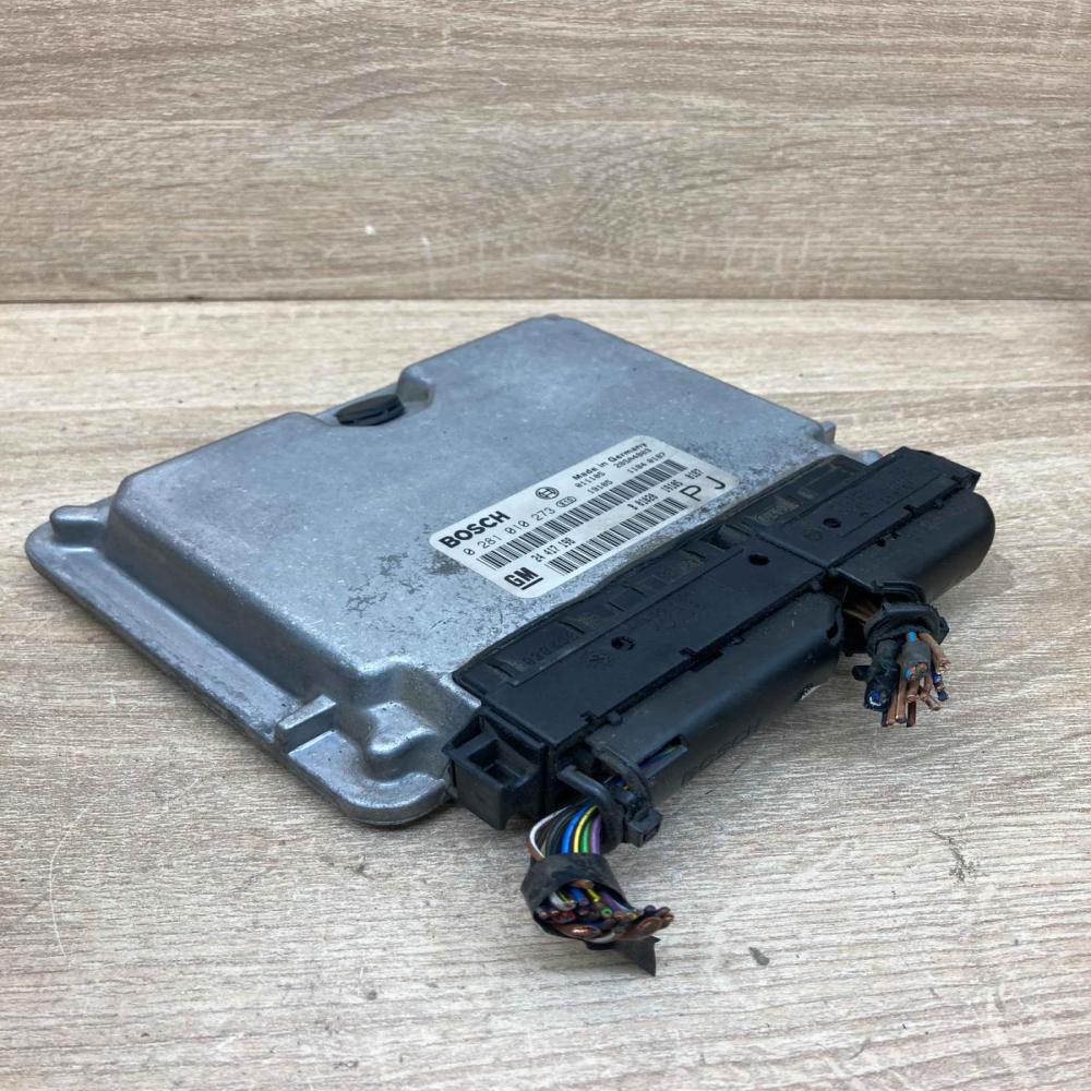 24417198 0281010273 Used With Plug Engine control unit/module ECU Opel Omega B1