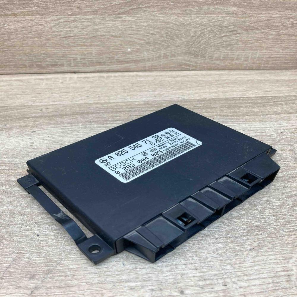 A0255457132 0263004025  Parking PDC control unit/module Mercedes-Benz E W211