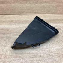 A2116841318   Fuse box cover Mercedes-Benz E W211