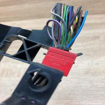 9187012 1928403412  Plug wire Volvo V70