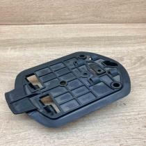 2118900514   Hazard Warning Triangle Mounting Bracket Mercedes-Benz E W211