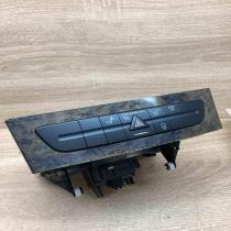 A2116800552   Hazard light switch Mercedes-Benz E W211