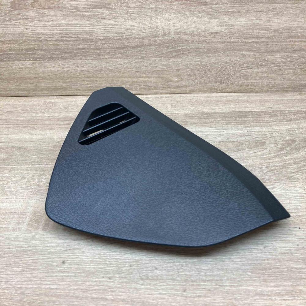 2116800578 T0013785  Dashboard side end trim Mercedes-Benz E W211