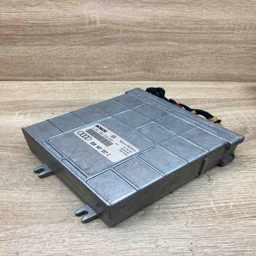 8D0907557C 0261203938 Used With Plug Engine control unit/module ECU Audi A4 S4 B