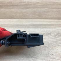 7840617   Tailgate/trunk/boot lock/latch/bracket BMW 3 E90 E91