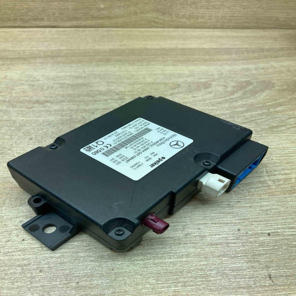 A2429004801 A2429018900  Aerial antenna amplifier Mercedes-Benz E W212