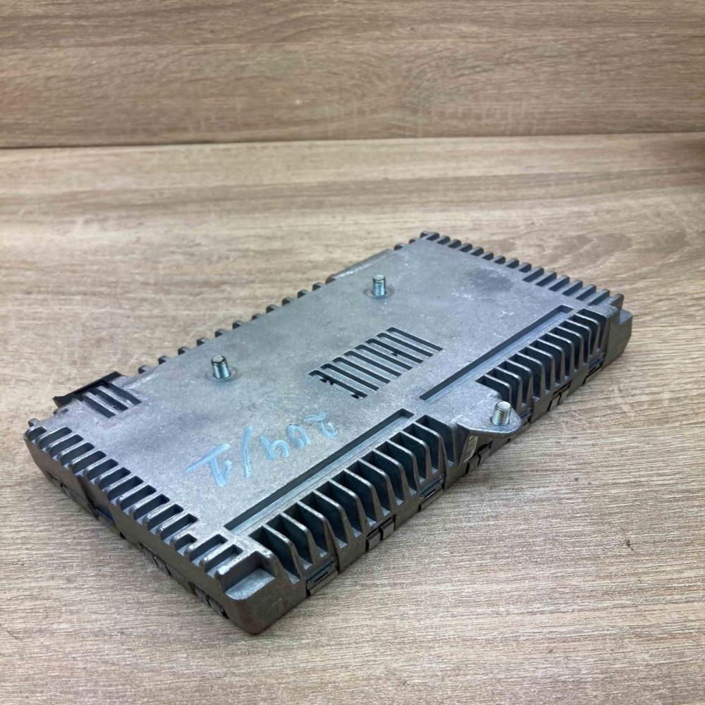 A1669001105 A1668202089  Sound amplifier Mercedes-Benz ML W166