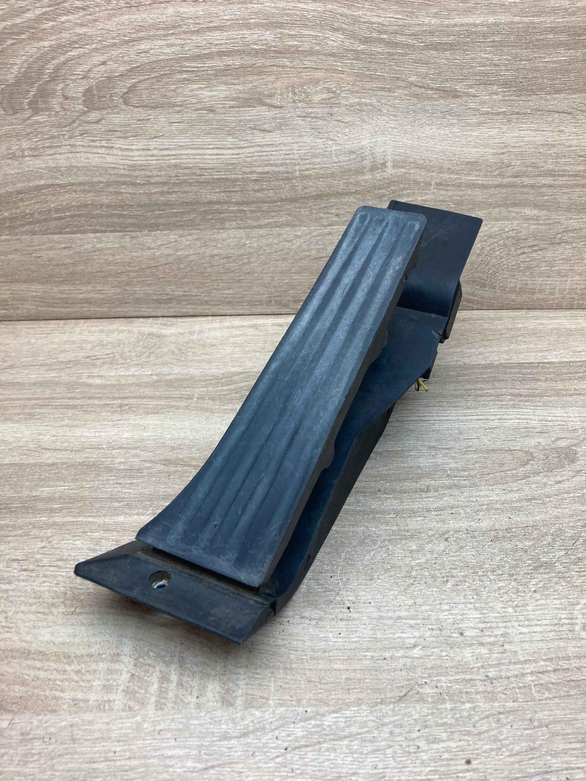 6772645 259160 10 With Plug Accelerator throttle pedal BMW X3 E83