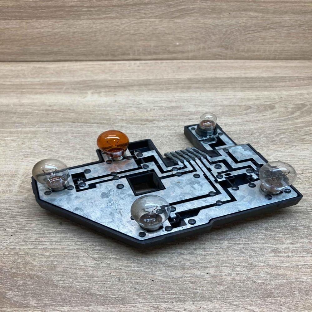 90568049 37360751  Tail light bulb cover holder Opel Vectra B
