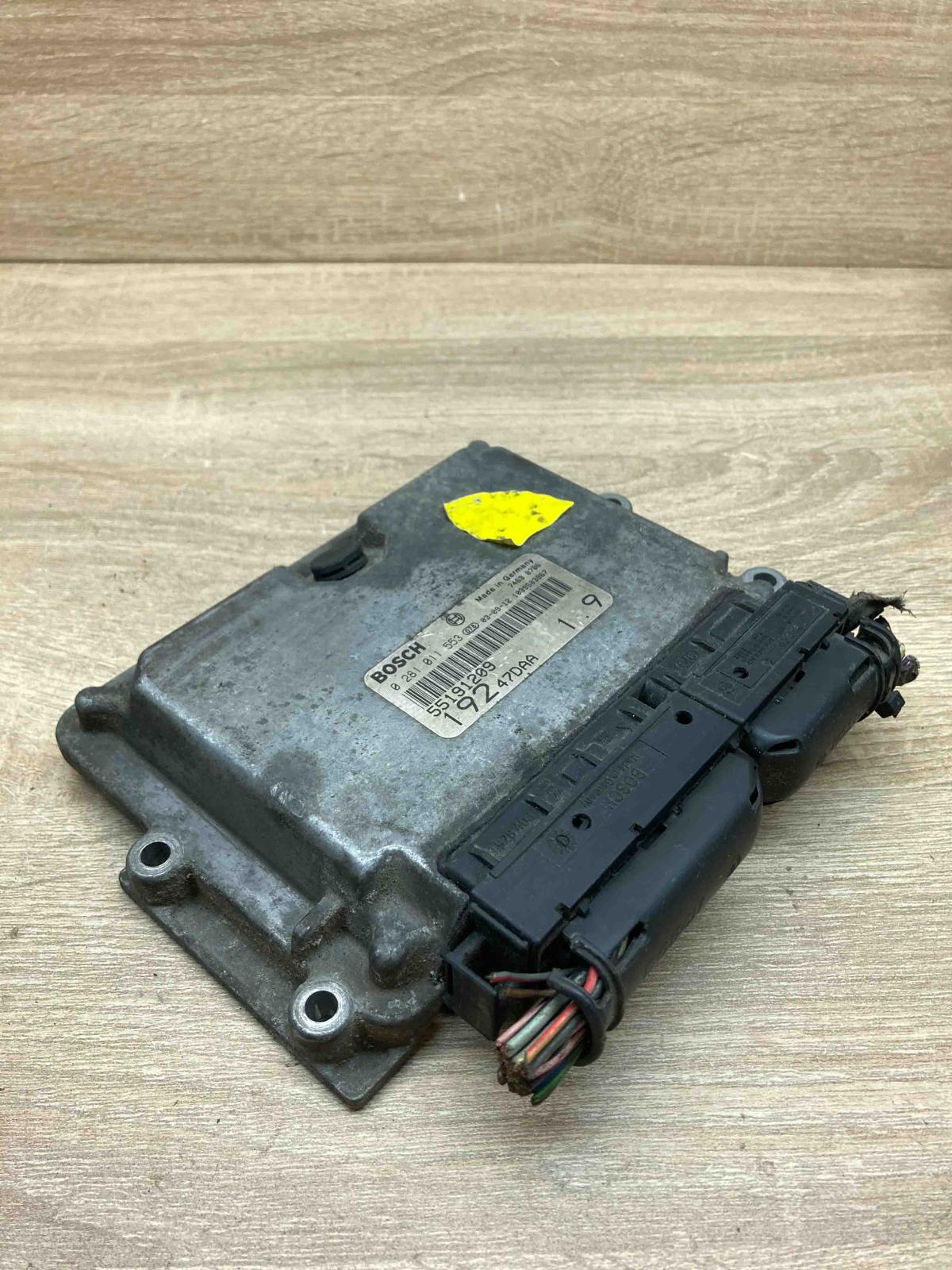 19247DAA 0281011553  Engine control unit/module ECU Fiat Stilo