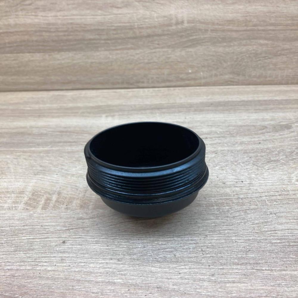 6740217339   Oil filter cover BMW 3 E46