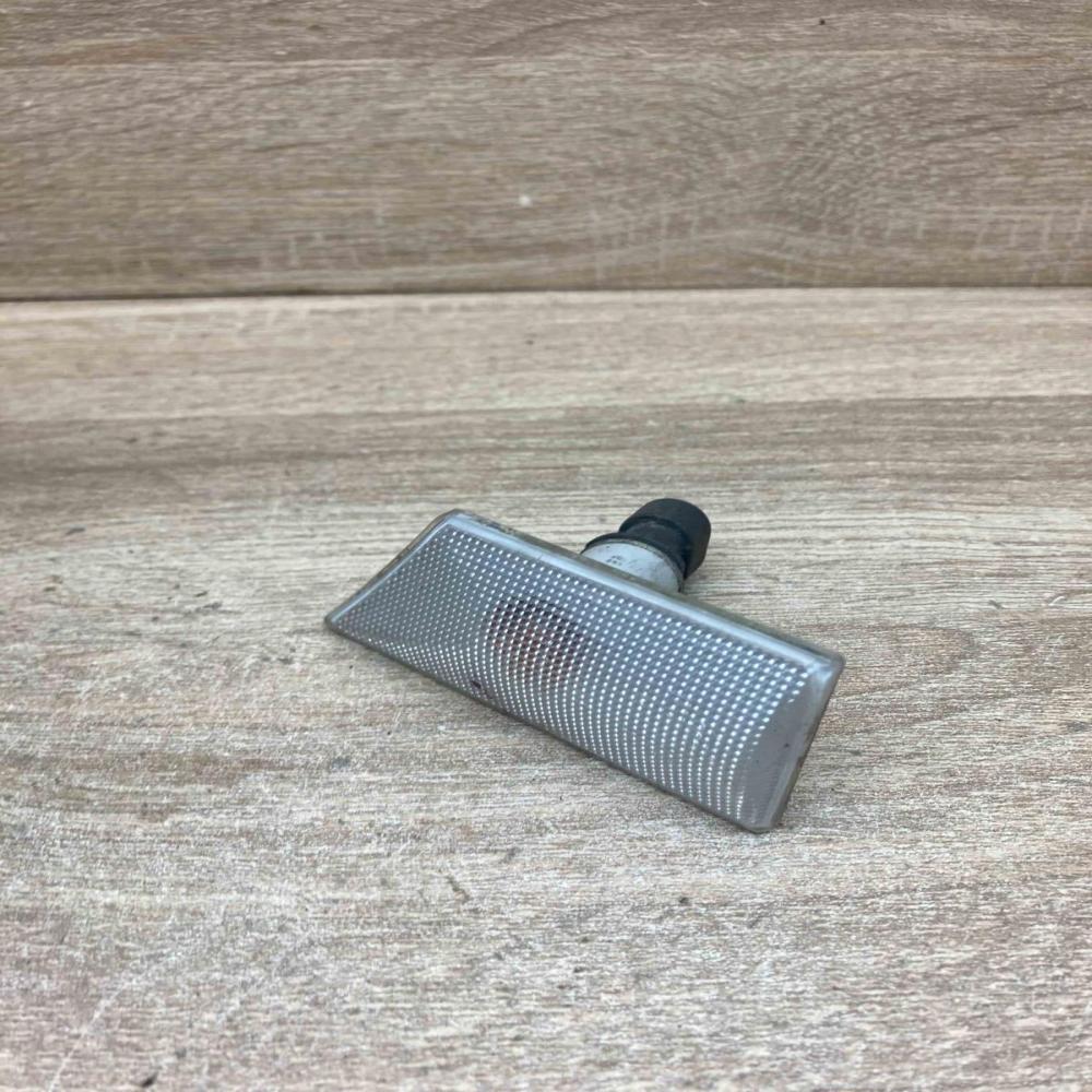 13101912 09180873  Front fender indicator light Opel Vectra C