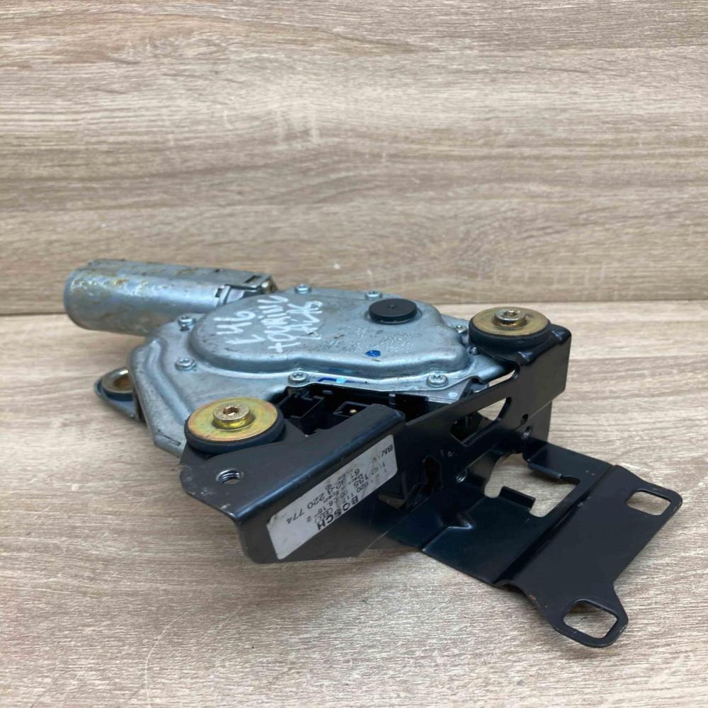 8220774 6925094  Wiper motor BMW 3 E46