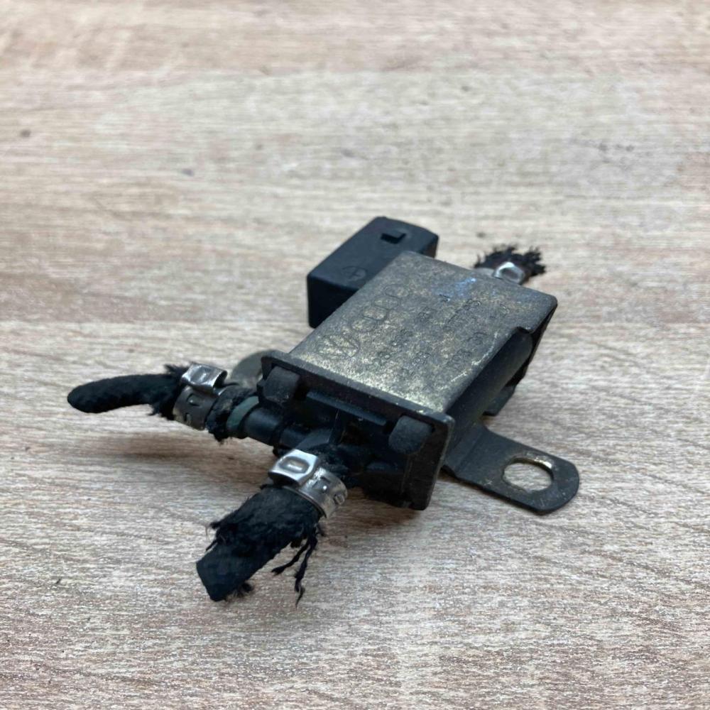 028906283J 712169530  Turbo solenoid valve Audi A3 S3 8L
