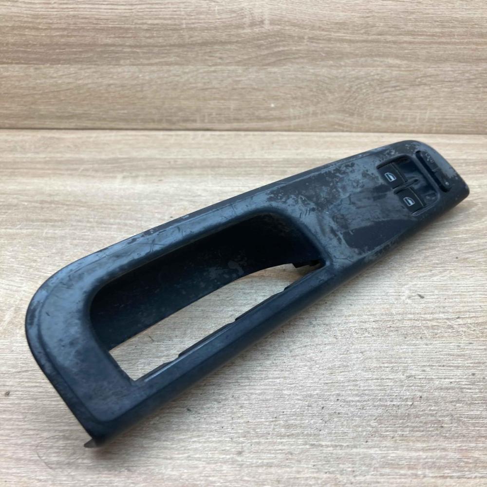 1J3959857   Electric window control switch Skoda Fabia Mk1 (6Y)