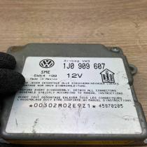 1J0909607 5WK4199  Airbag control unit/module Volkswagen PASSAT B5