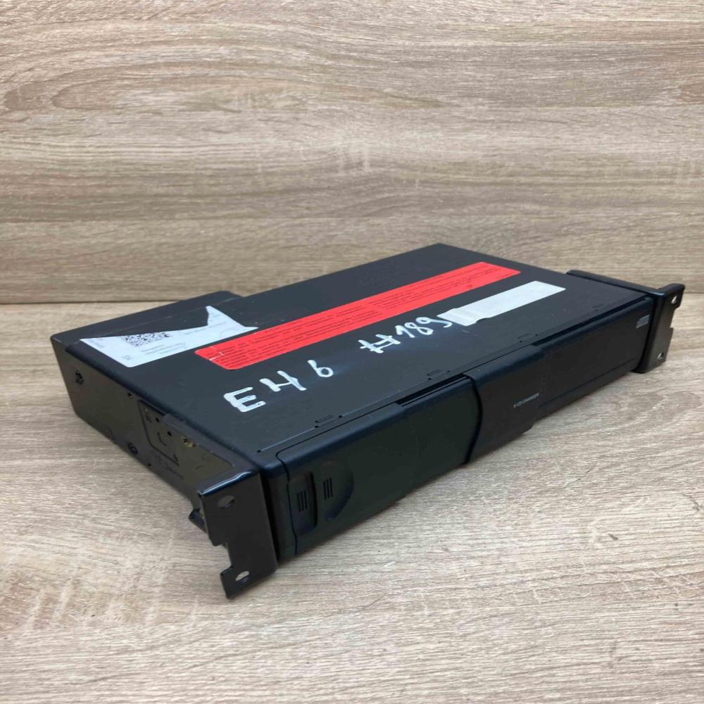 6913388 8364931  CD/DVD changer BMW 3 E46