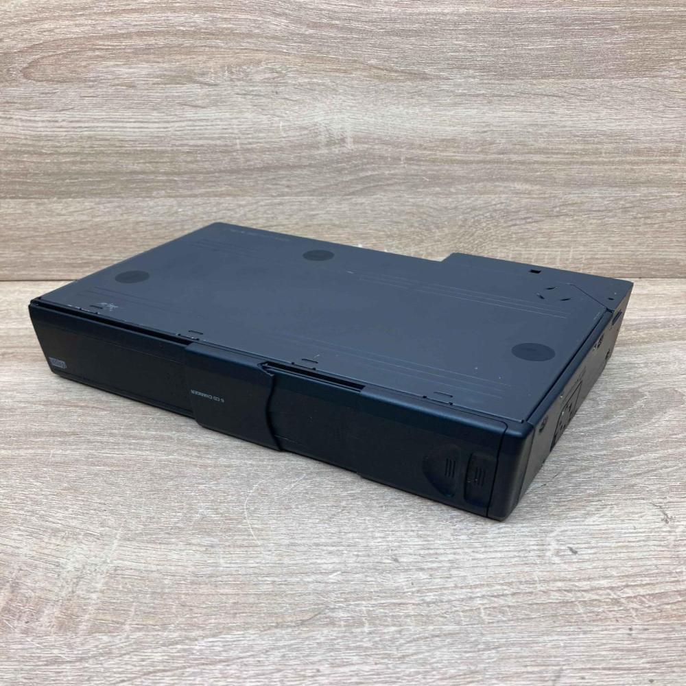 6913388 8364931  CD/DVD changer BMW X5 E70