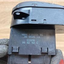 98AG 13A024 BG 990302C  Light switch Ford Focus