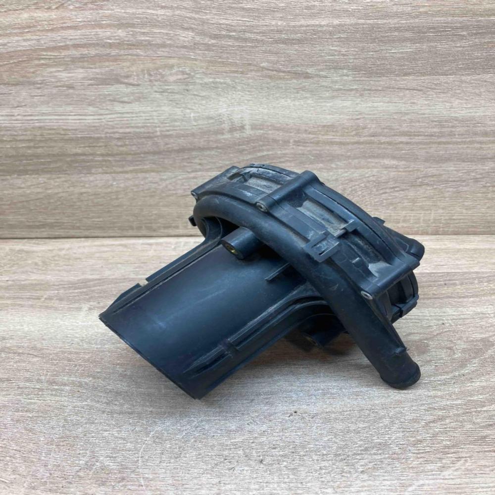 518311601736   Electric auxiliary coolant/water pump Mercedes-Benz E W212