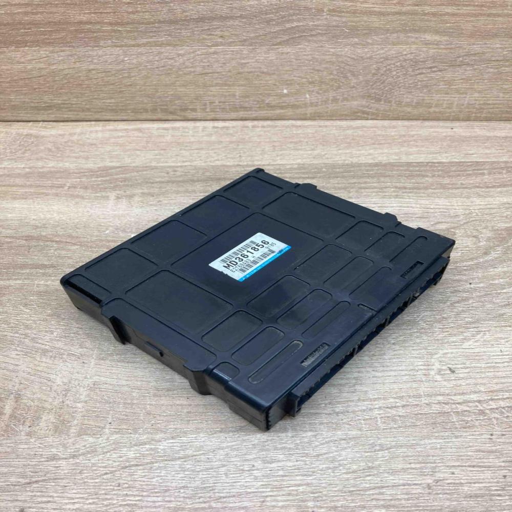 MD361856 E2T68483H  Engine control unit/module ECU Mitsubishi Carisma