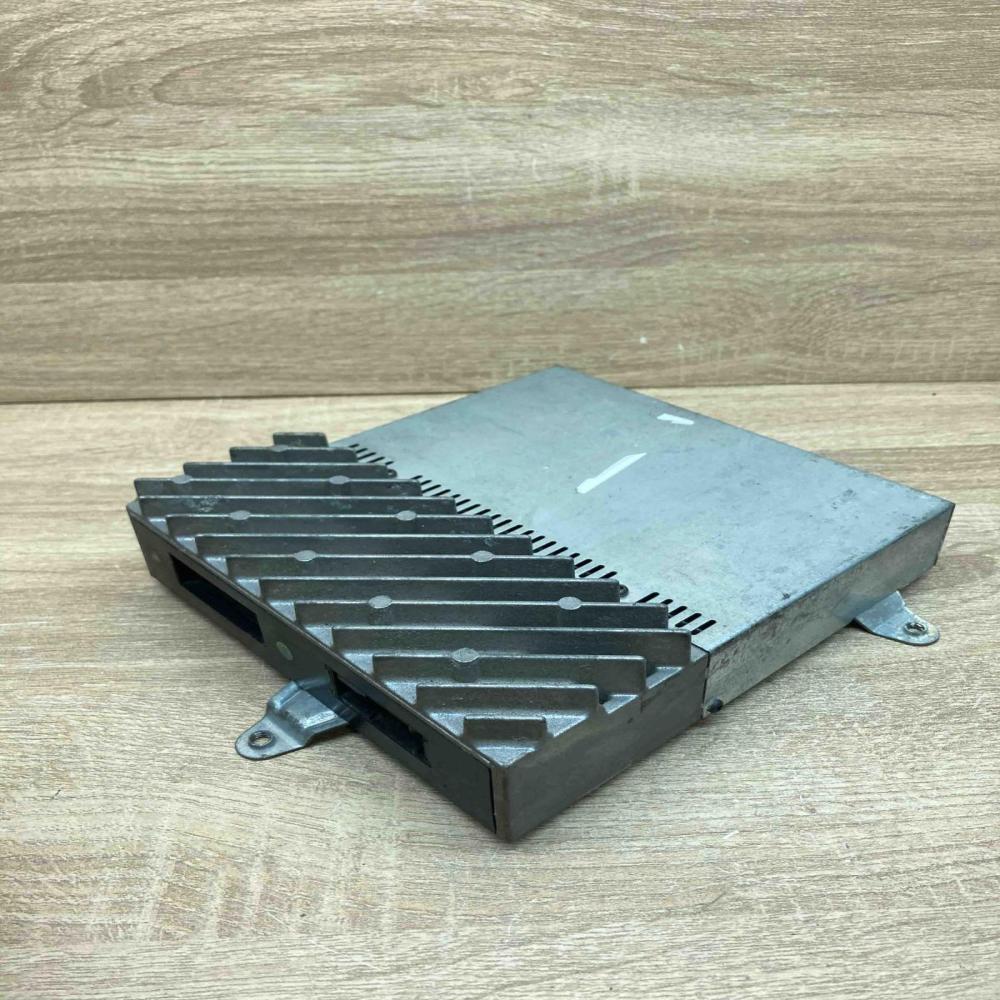 8362174 086661063  Sound amplifier BMW 5 E39