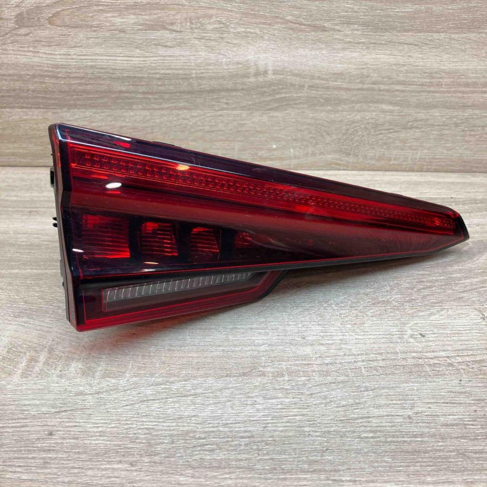 8W5945093A 2SK012247 03 USA Tailgate rear/tail lights Audi A4 S4 B9