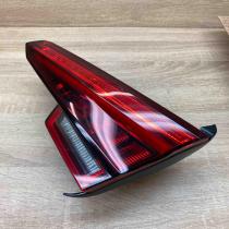 8W5945094A 2SK012247 04 USA Tailgate rear/tail lights Audi A4 S4 B9