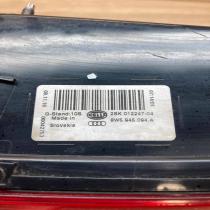 8W5945094A 2SK012247 04 USA Tailgate rear/tail lights Audi A4 S4 B9