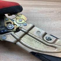 90229915   Rear door lock Opel Astra F
