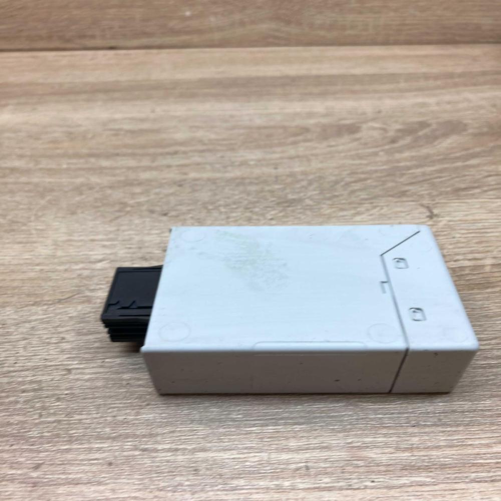 8376506 05021100  Wing mirror control module BMW 3 E46