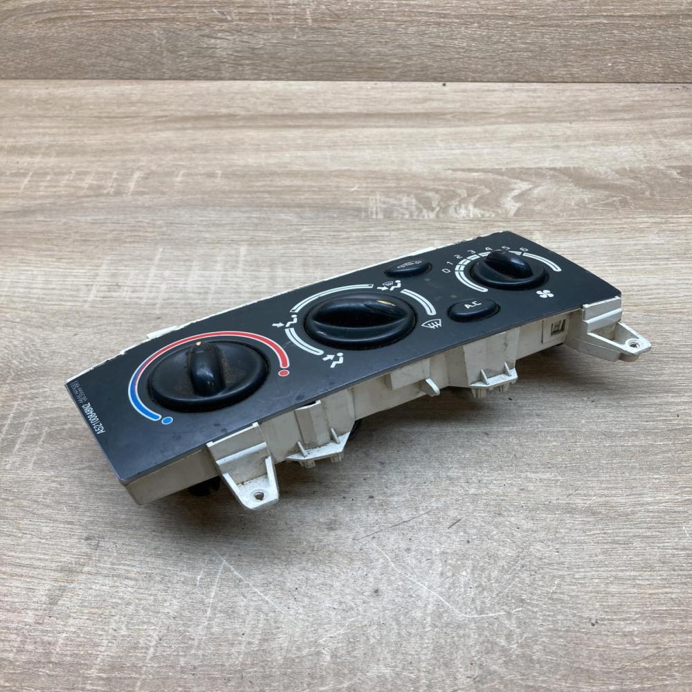 655739W 100840  Climate control unit Renault Megane I