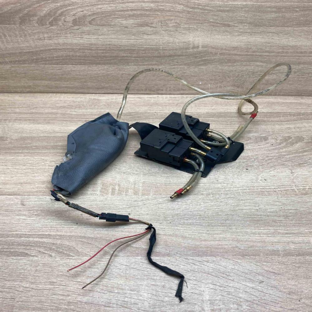 8197036   Seat adjustment motor BMW 7 E38