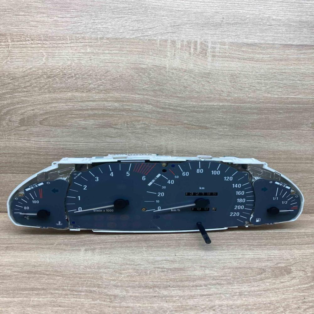 09228420AT 110080007  Speedometer (instrument cluster) Opel Omega B2