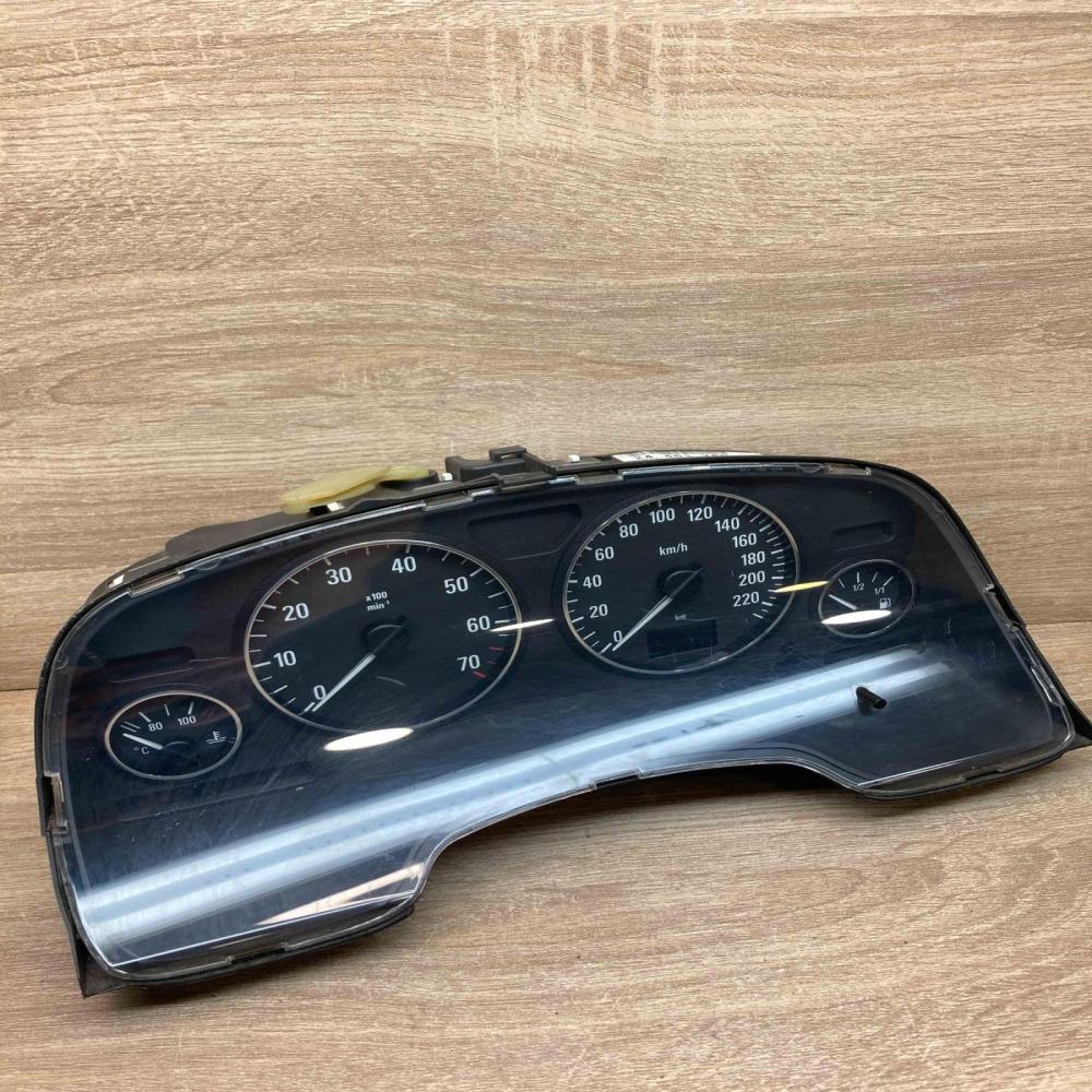 24461769JW 88311318  Speedometer (instrument cluster) Opel Zafira A