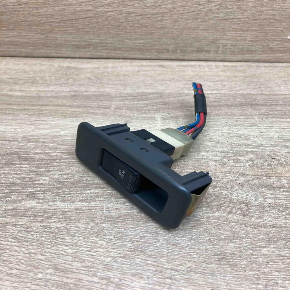 Mazda 626 Window Switch  With Plug Electric window control switch Mazda 626