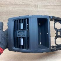 9181090 9178350  Dash center air vent grill BMW 5 GT F07